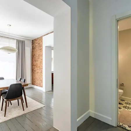 Bright Cool 2bed 2 Bath Airy #353 اسطنبول