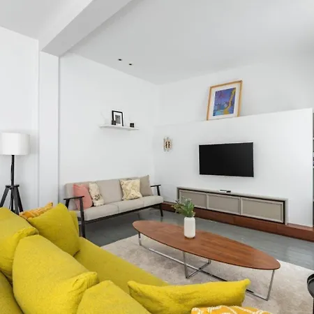 Bright Cool 2bed 2 Bath Airy #353 * اسطنبول