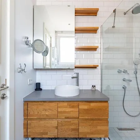 Bright Cool 2bed 2 Bath Airy #353 Lägenhet Istanbul