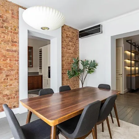 Lägenhet Bright Cool 2bed 2 Bath Airy #353